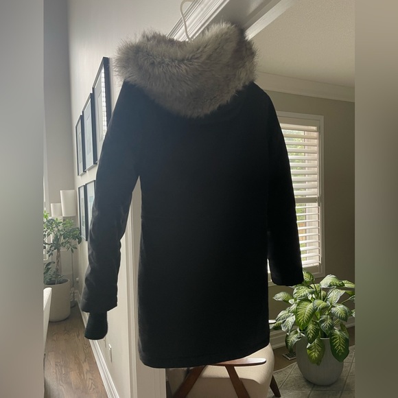 Aritzia Inuvik Premium Goose Down winter jacket - Picture 3 of 5